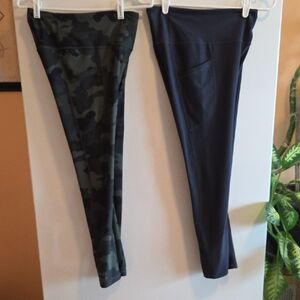 Old Navy Women's Gray and Camo High-Rise Powersoft Leggings Go-Dry With Pockets